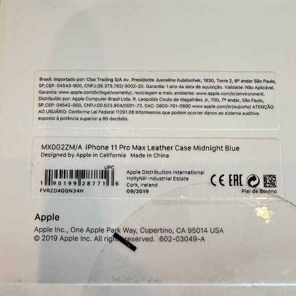 Apple iPhone 11 Pro Max Leather Phone Case Midnight Blue NWT - Picture 2 of 3